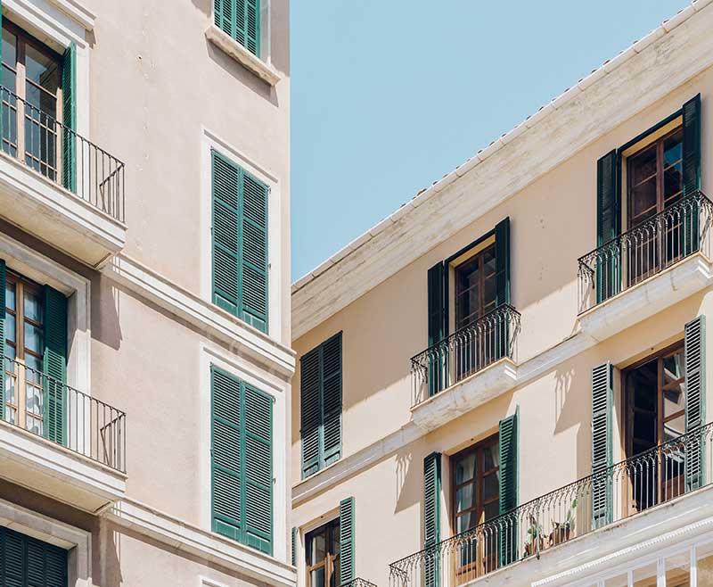 Médiateur spécialiste immobilier en région parisienne
